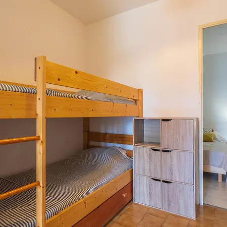 Appartement Les Iles Du Soleil-2 By Interhome *